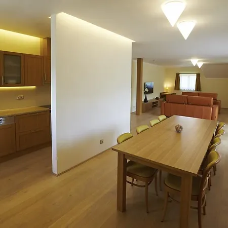 Pensionat Jeznik 4*